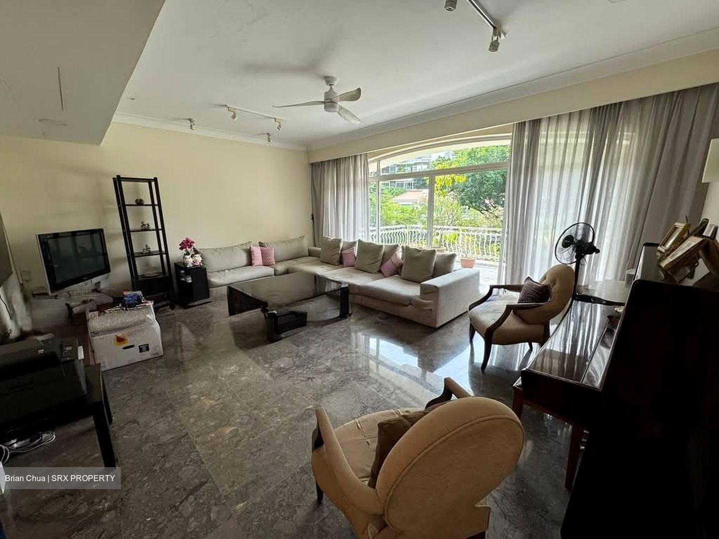 Sommerville Park (D10), Terrace #532303371
